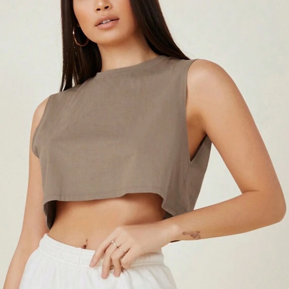 Trendy Women's Brown Crop Top